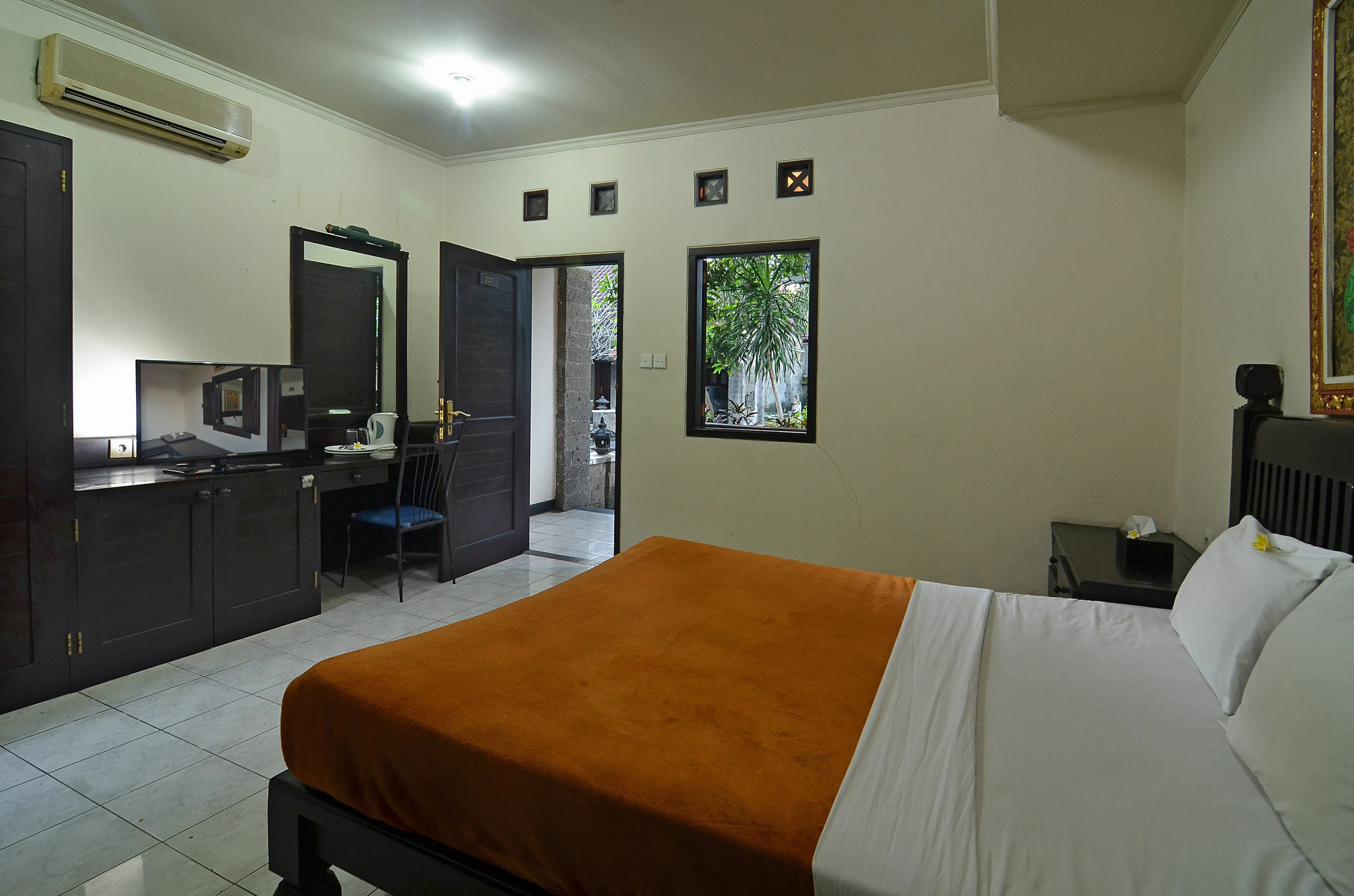 Taman Ayu 212 Hotel Denpasa Buitenkant foto